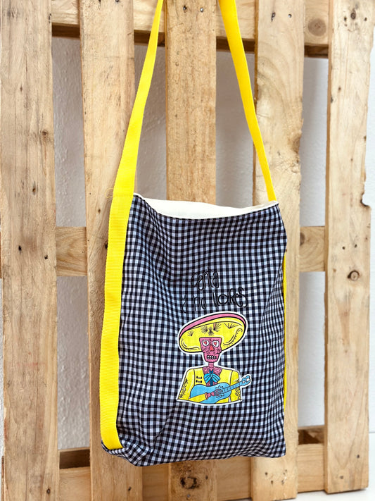 Bolso Tote canta y no llores