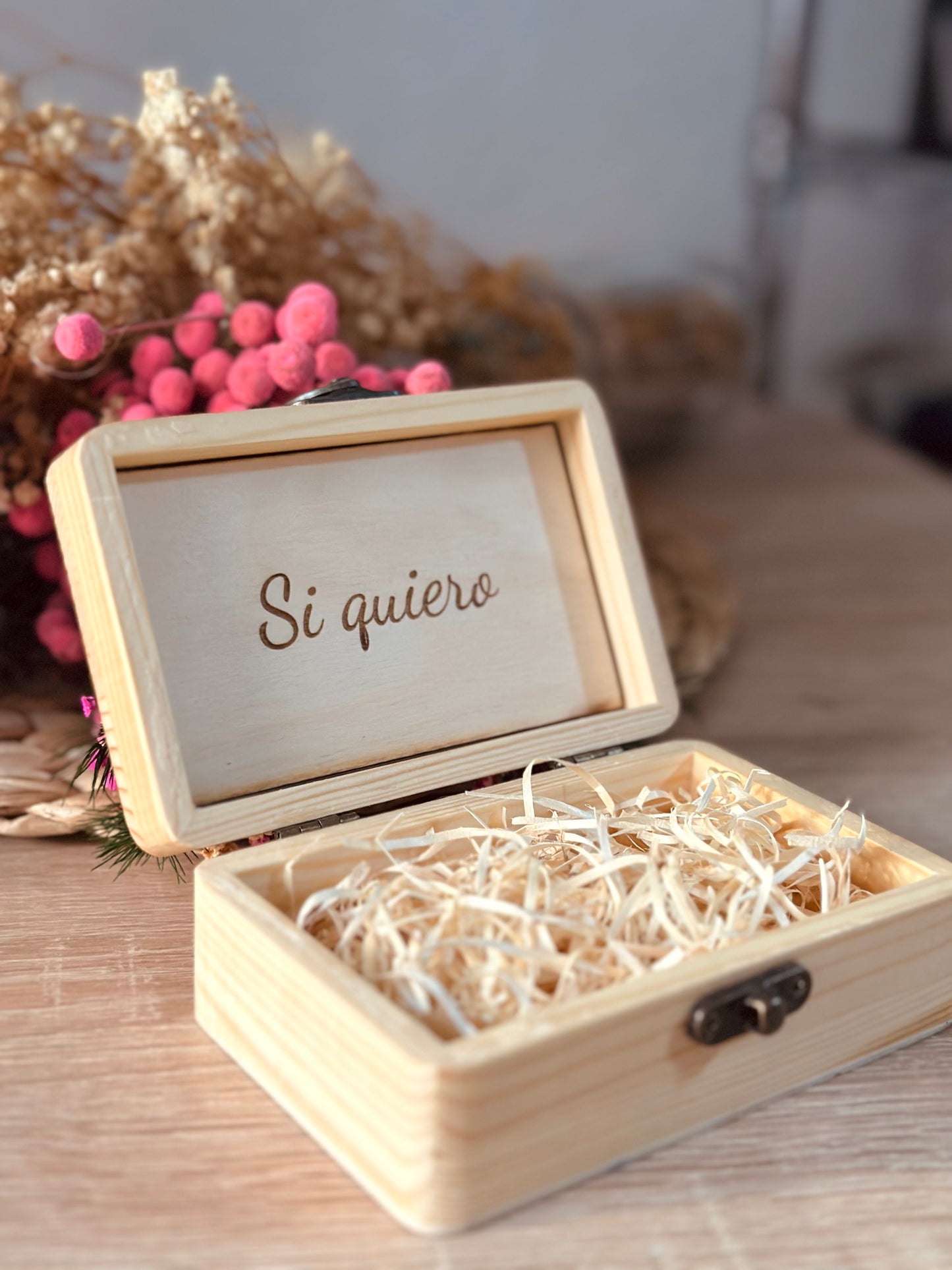 Caja para anillos o arras.