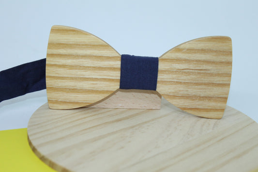 Pajarita de madera